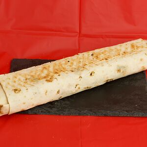 Шаурма в белом лаваше самая большая