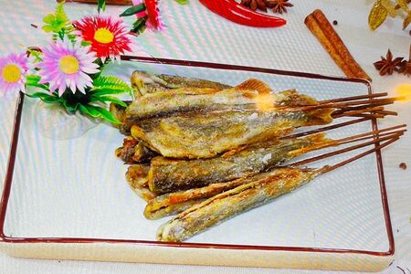 Мойва на шпажках