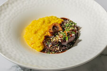 Оссобуко из говядины с шафрановым ризотто