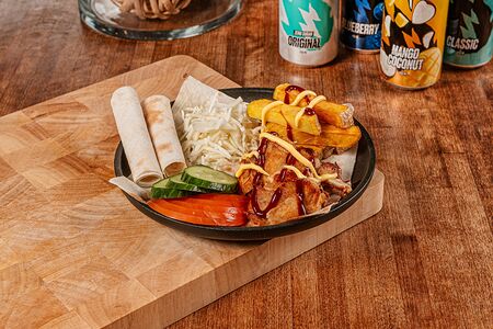 Шаурма на тарелке