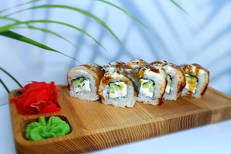 Черный дракон ролл