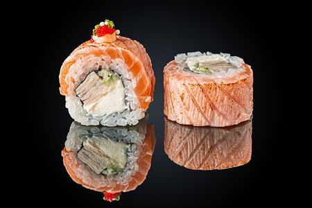 Ролл Татаки с лососем