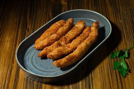 Стрипсы куриные