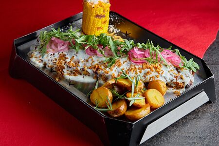 Рёбра свиные Баста size с соусом дорблю