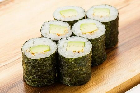 Ролл авокадо