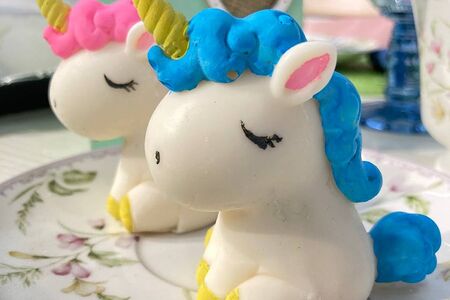 Фигурка из шоколадной глазури №3