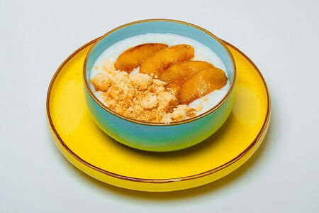 Рисовая каша с фруктами