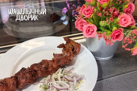 Шашлык из cвинoй шеи