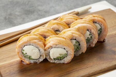 Ролл Филадельфия гриль