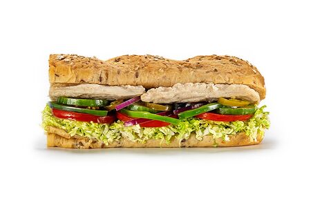 Сэндвич с куриной грудкой половинка