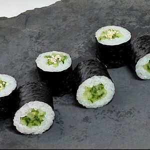 Маки Огурец