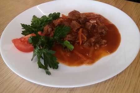 Гуляш из говядины