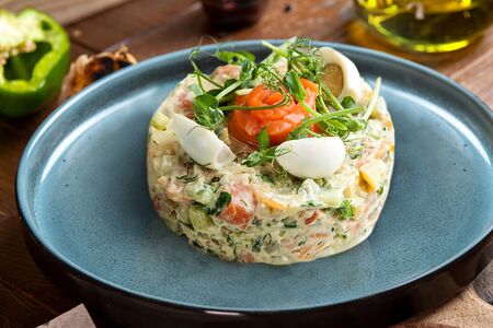 Оливье с малосольной семгой