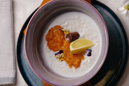 Каша рисовая на кокосовом молоке со специями