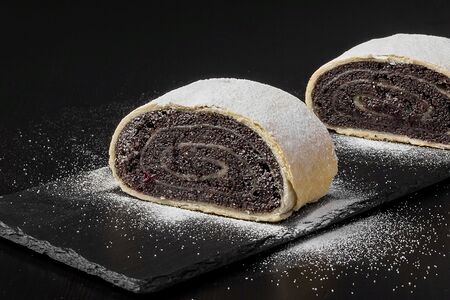 Штрудель маковый