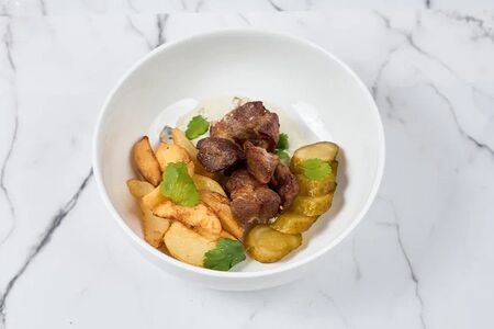 Свинина с картофелем Айдахо и сливочным песто