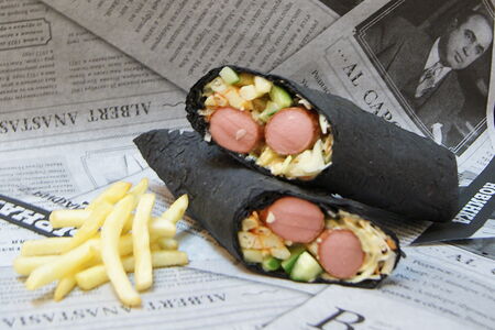 Мини-шаурма Гангстер с сосисками