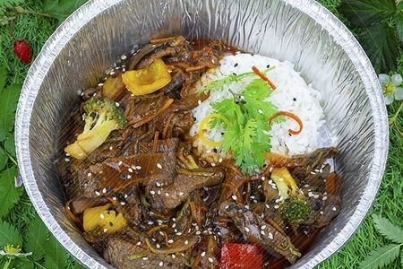 Курица с лапшой и овощами по китайскому рецепту