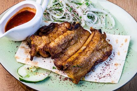 Шашлык из cвинoго ребра