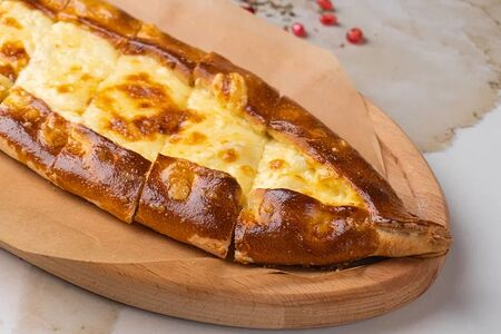 Пиде с сыром