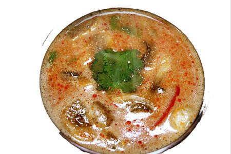 Том ям с курицей