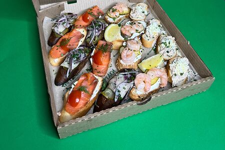 Набор брускетт (рыбный)