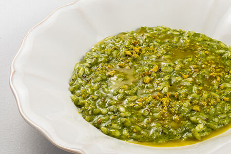 Ризотто с заатаром и пекорино с песто