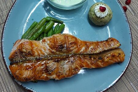 Стейк из лосося