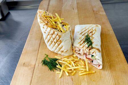 Шаурма с картофелем фри