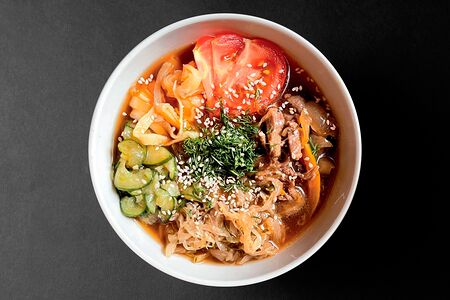 Холодный китайский суп без мяса