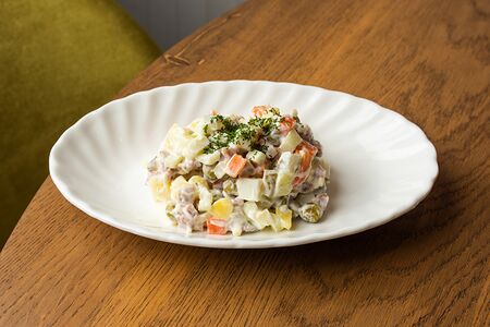 Оливьешка с говядиной