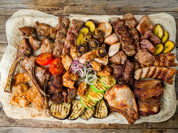 Шашлык от Левона