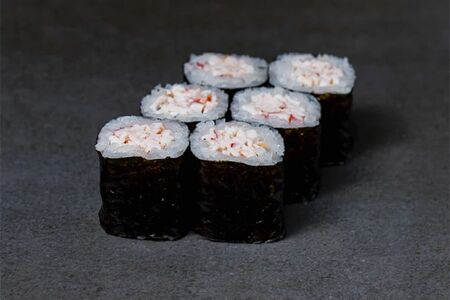 Мини ролл с крабовыми палочками