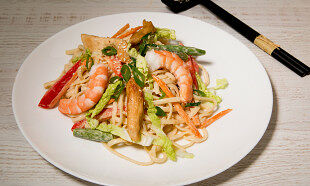 Wok сливочный Чикен шримп