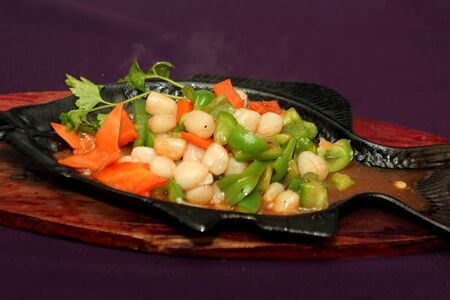 Гребешок на плитке