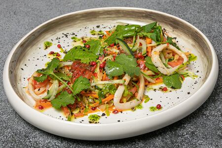 Азиатский салат с огурцом