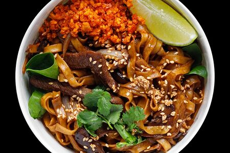 Лапша с говядиной