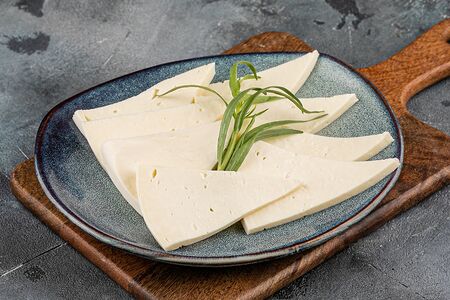 Сыр имеретинский