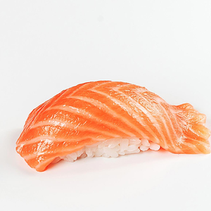 Суши с лососем