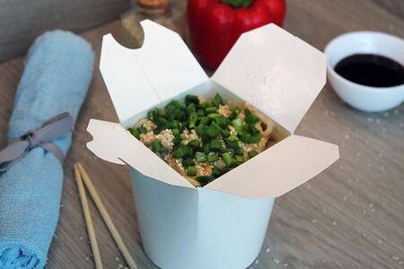 Вок Карбонара