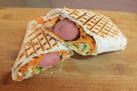 Хот-дог в лаваше