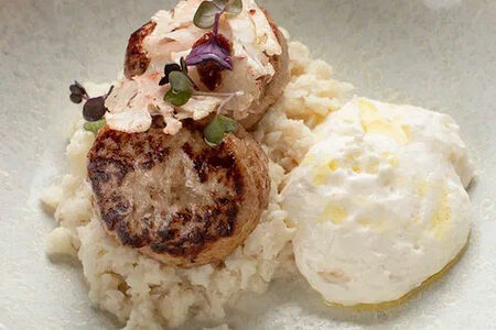 Котлеты из индейки с ризотто из цветной капусты