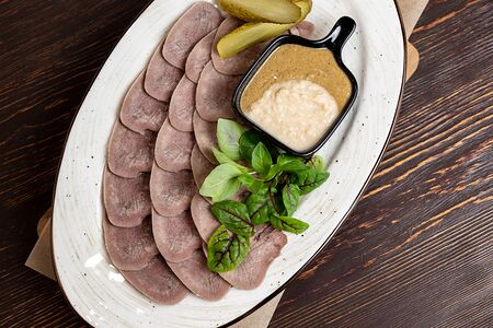 Закуска из языка