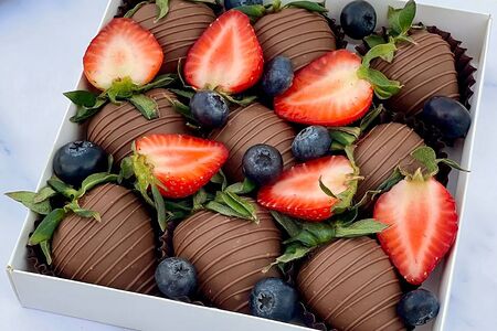 Клубника в шоколаде Berry Day XS