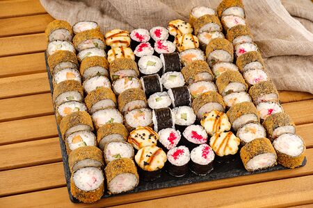 Сет Любимый