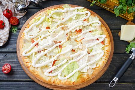 Пицца Цезарь с курицей