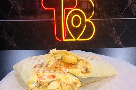 Куриное филе в обычном лаваше