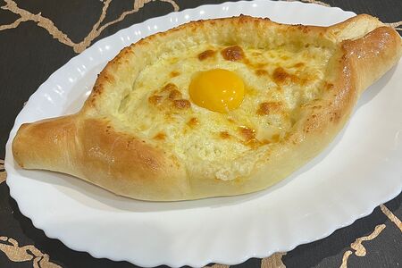 Хачапури по-аджарскии