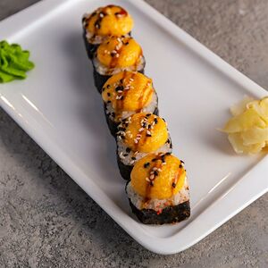 Горячий ролл с угрем