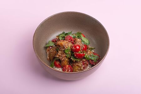 Салат с хрустящим баклажаном